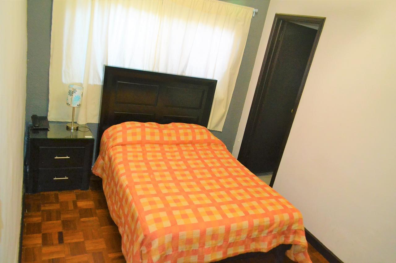 Hotel Laguna Inn Torreon Bagian luar foto