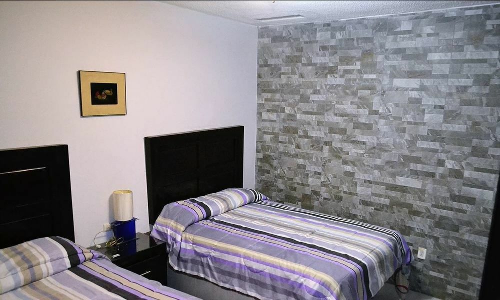 Hotel Laguna Inn Torreon Bagian luar foto